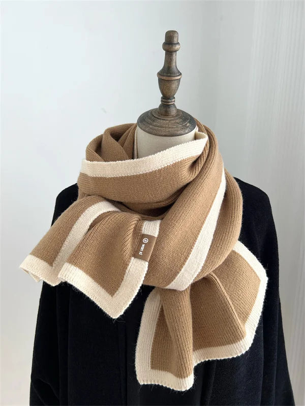 スタイリッシュで多用途な冬用ニットウールの黒と白のカラーマッチングスカーフ